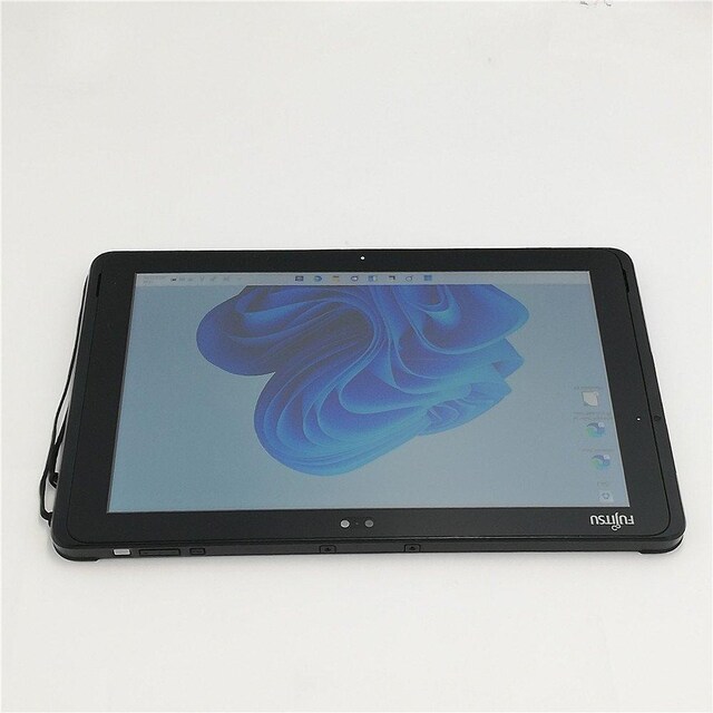 { 10.1^ ^ubg xm ARROWS Tab Q555/K32  Atom 4GB Wi-Fi Win10