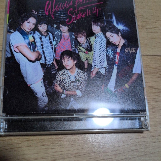 WANNA BEEEEIII^Shake It Up  CD/DVD/rfI 