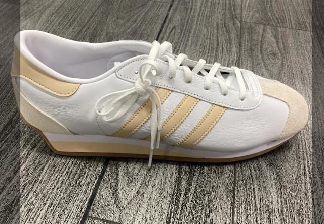 yVizadidas AfB_X@Xj[J[@COUNTRY II Jg[ II @JH5585@Y@TCY30.0p  uh 