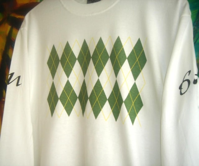 IWi Jamaican Diamond OX[u TVc W}CJ QG  jt@bV 