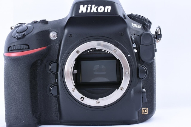 i Nikon D800 MB-D12 Y 28-70mm Zbg   Ɠd/AV 