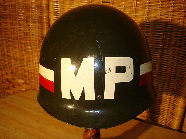 アメリカ軍 MPヘルメット | ホビー | オークション モバオク