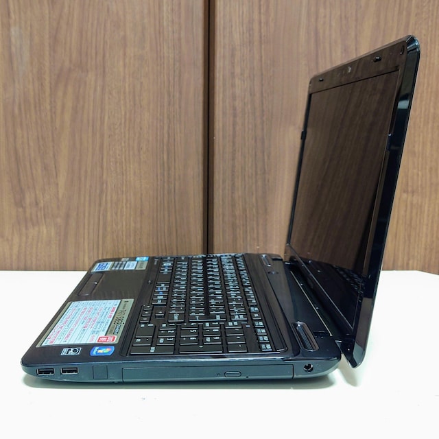 TOSHIBA dynabook Corei7 8GB SSD256GB Windows11 Office u[C  PC{/Ӌ@ 