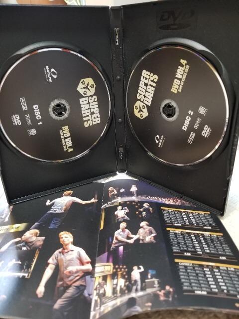 SUPERDARTS DVD 2010  W[/X|[c 