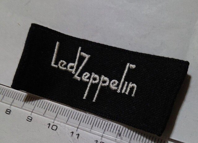Led Zeppelin by i