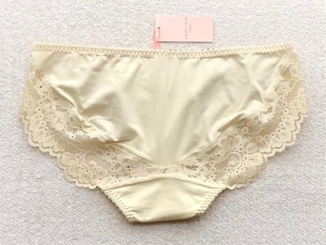 Triumph AMOSTYLE V[c kTCY x[W  t@bV 