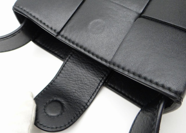 BOTTEGAVENETA {beKEFl^ JZbg ~j NX{fBobO V_[obO ubNUSED  uh 