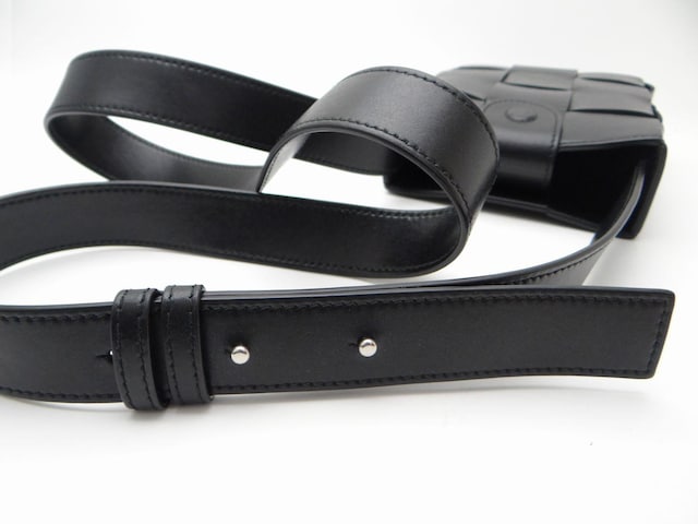 BOTTEGAVENETA {beKEFl^ JZbg ~j NX{fBobO V_[obO ubNUSED  uh 