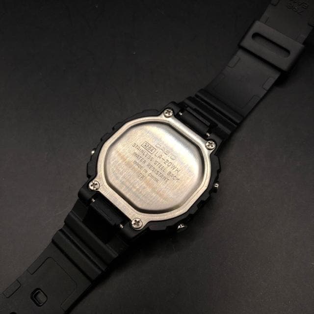  CASIO JVI fW^ rv LA-20WH  uh 