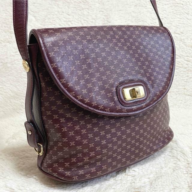 i CELINE ^[bN U[ }J_ gIt V_[obO  uh 