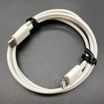   Apple Abv TYPE-C Lightning P[u