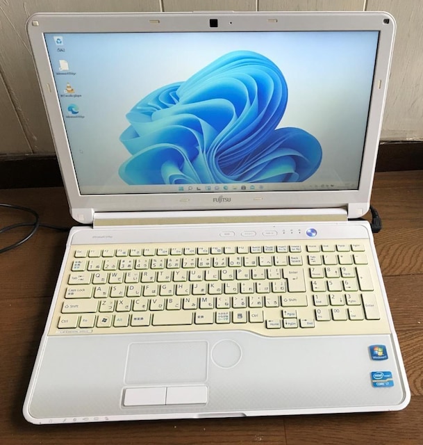 m[gp\R PC Windows11 10 xm FMV AH55/G 8GB i7-2670QM Vi SSD480GB   PC{/Ӌ@ 