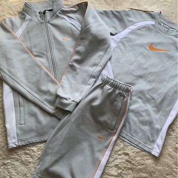 NIKE  W[WO_Zbg  140`160Z`