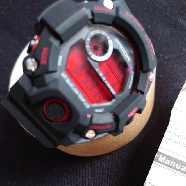 SPORT WATCH  @BLACK~RED  jANZT[/v 