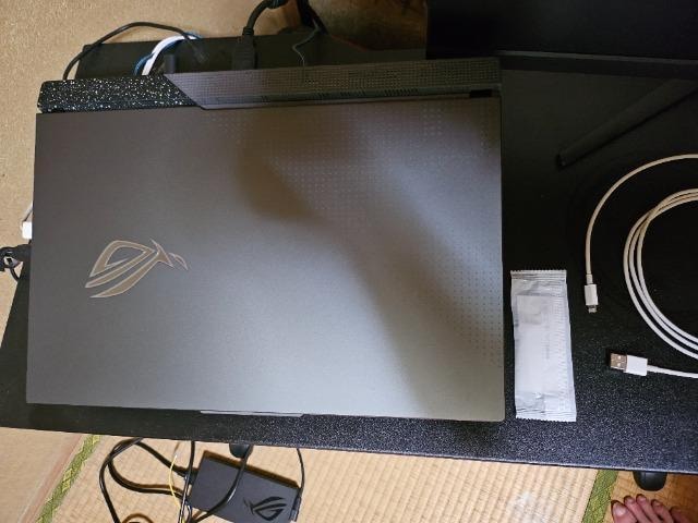 Q[~Om[gp\R   PC{/Ӌ@ 