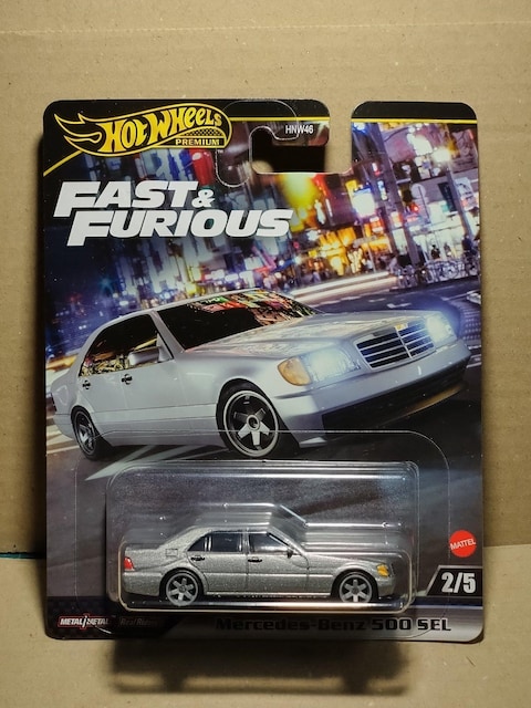yHW v~AzZfX?xc 560 SEL 
