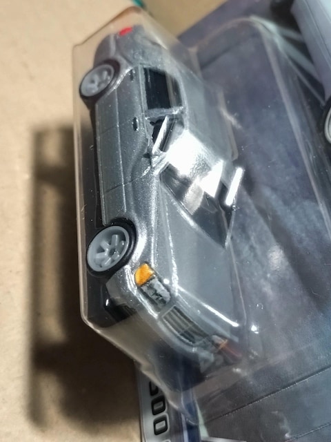 yHW v~AzZfX?xc 560 SEL