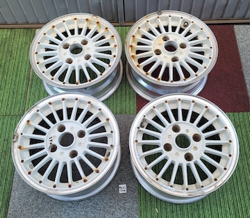 Das Auto ZaZaA~14C`y14~6J 4x100 ET+35 nu70zC[̂4{Zbgy RpNg