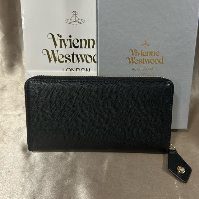 Vigp/Vivienne Westwoodz  uh 