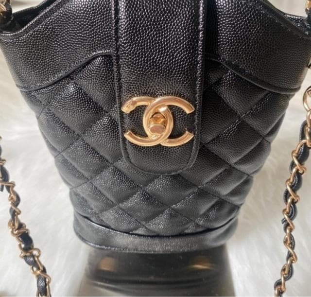 CHANEL BEAUTY `F[V_[obO@mxeB  t@bV 