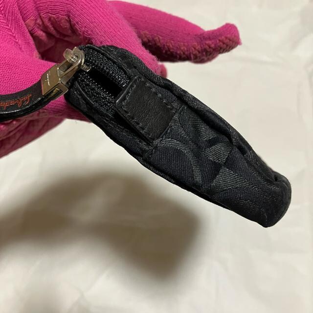 ySalvatore FerragamozytFKz |[` /   uh 