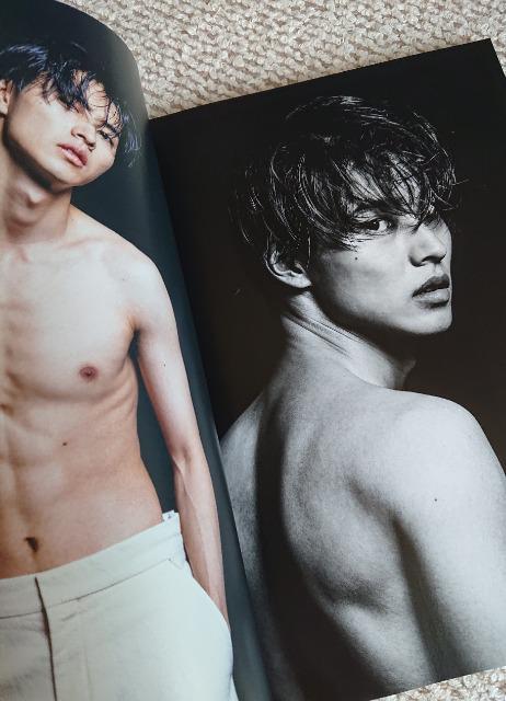 大型本☆山崎賢人 写真集 「KENTO YAMAZAKI」10TH YEAR
