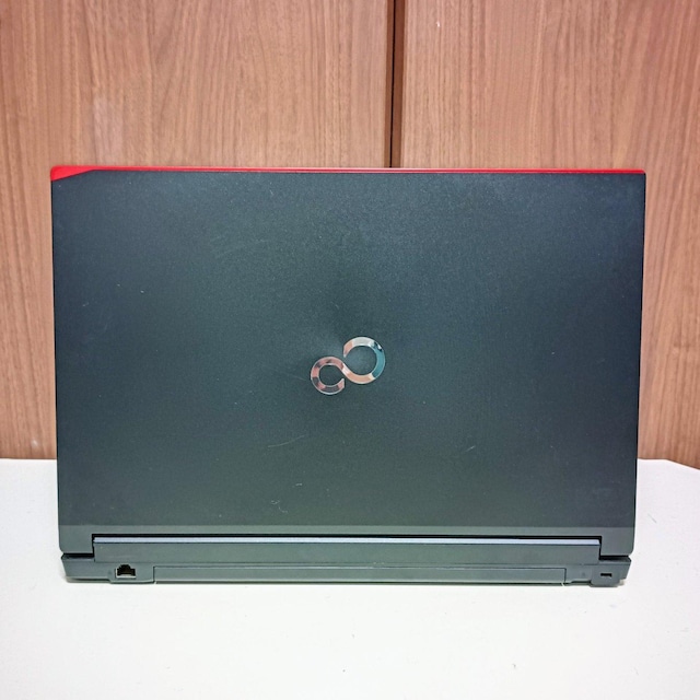 m[gp\R Windows11 Office FUJITSU LIFEBOOK Corei5 8GB SSD256GB  PC{/Ӌ@ 