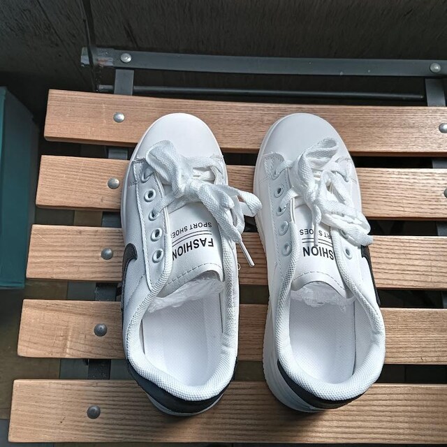 Vi 23cm fB[X Xj[J[ zCg V[Y C   t@bV 