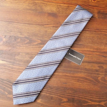 Vi Ermenegildo Zegna lN^C