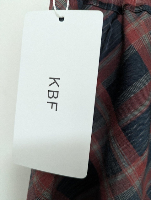 P[r[GtԁXJ[gߗށKBF180`  uh 