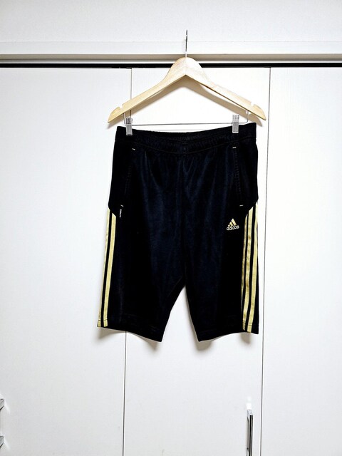 adidas ~ 3{C n[tpc L   uh 