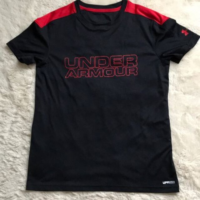 UNDER  ARMOR  TTTVc160Z`   uh 