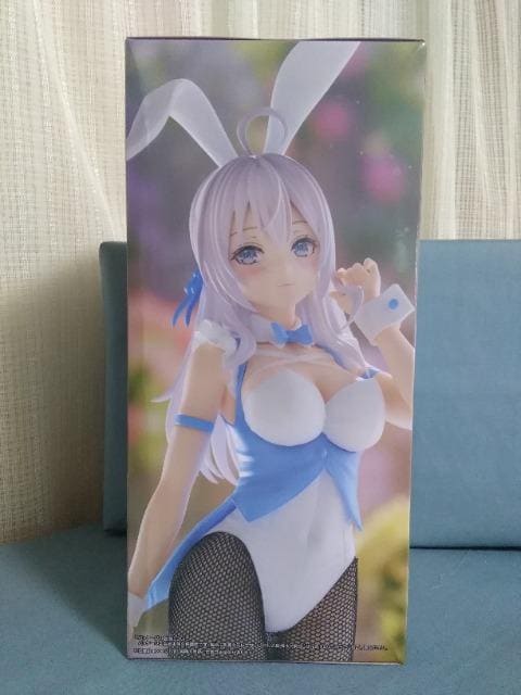 X{\bƃVAŃfׂ̃A[@Bicute@Bunnies@Figure@A[  zr[ 