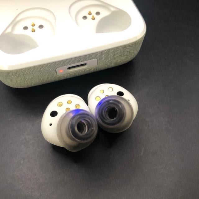  SENNHEISER MOMENTUM True Wireless 4  Ɠd/AV 