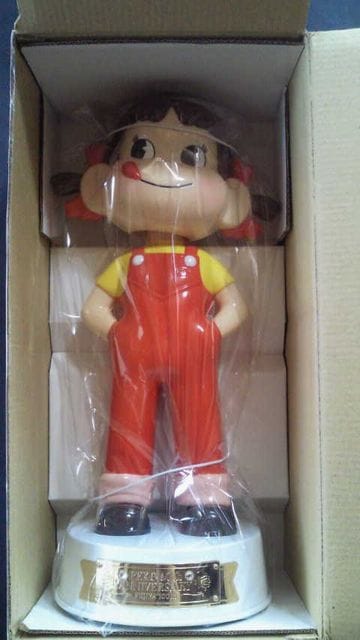 当選品□不二家 ペコちゃん 60周年記念 首ふり人形□レア 白台座