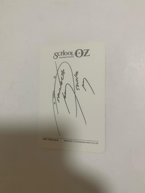 SHINee L[@gJ  School Oz  ^gObY 