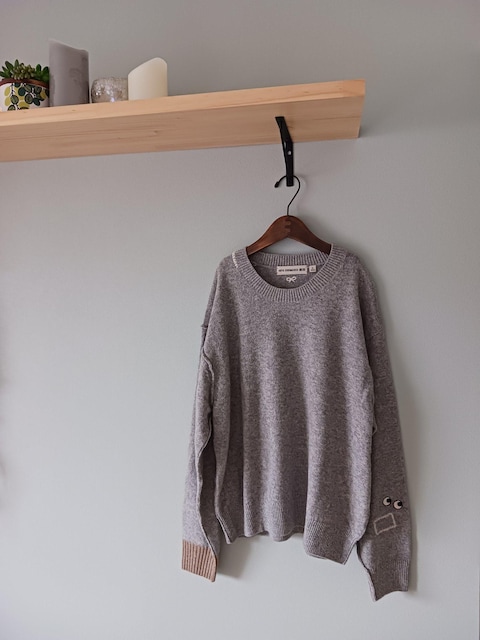 UNIQLO~ANYA/jbgCgO[̐Vijbg