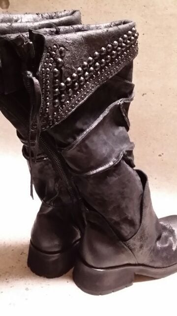 ViKMRIIP CRUSH JET BOOTS 2