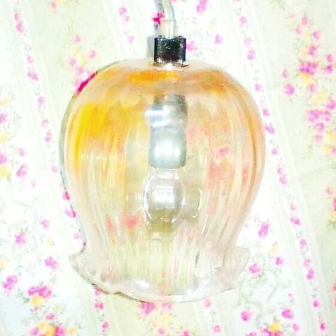 新品 チューリップ 可愛い ペンダントライト 照明 ランプ ライト 天井照明 新品 チューリップ 可愛い 洋風 ペンダント ライト 照明 ランプ