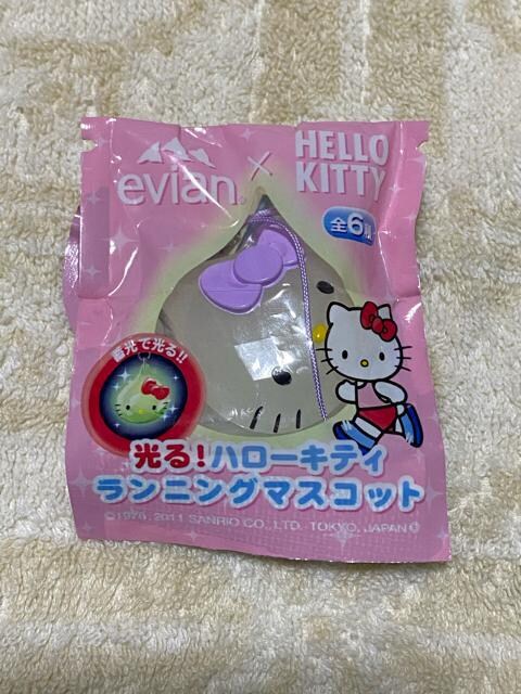 ViJEvian~Hello KittyjO}XRbg 
