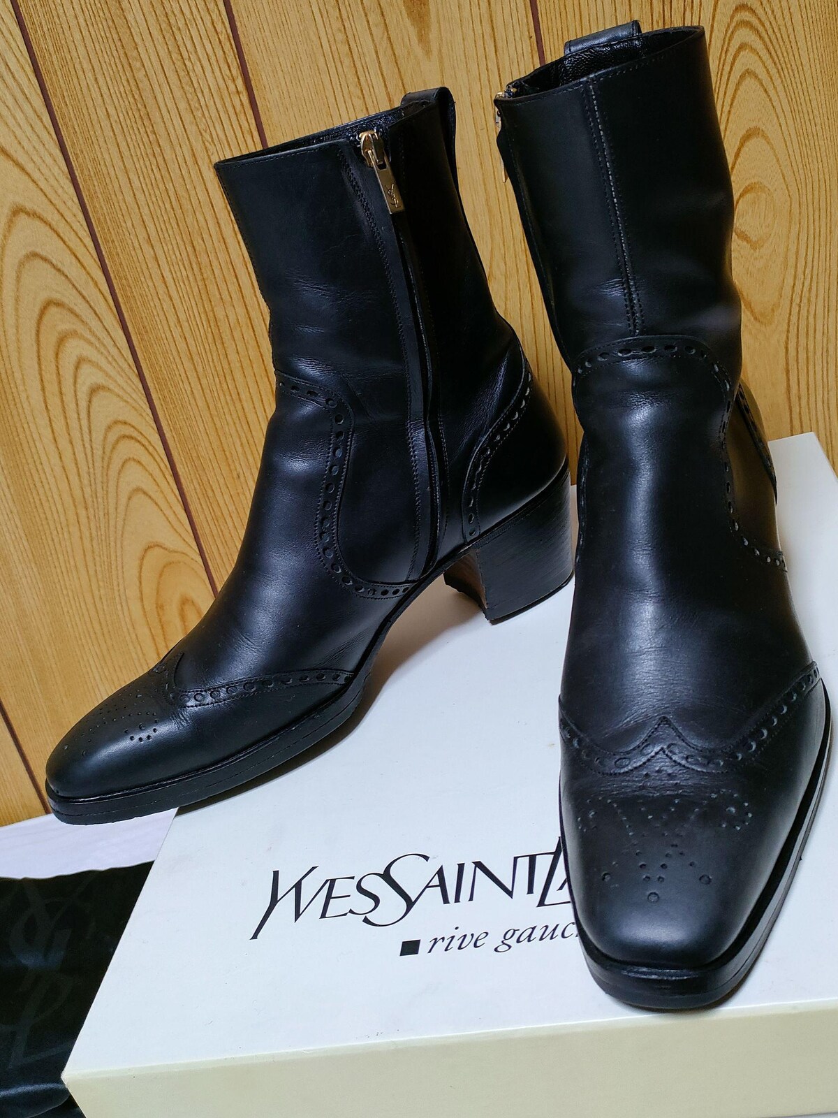 美品！イヴサンローラン YVE SANTLAURENT 黒ブーツ 36 23cm