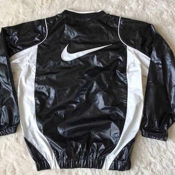 NIKE  싅pVW  rj[n 140Z`