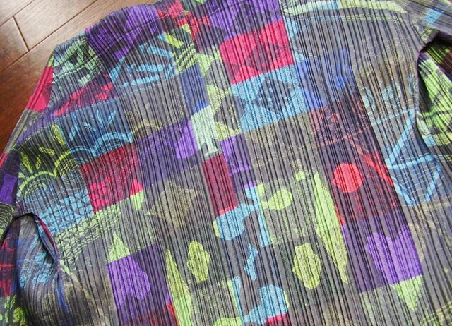 PLEATS PLEASE ISSEY MIYAKE m[J[WPbg