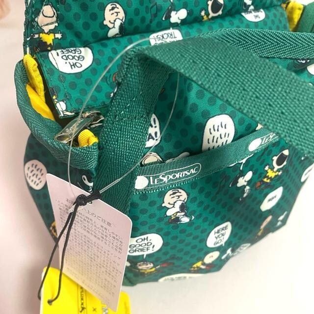 ViLeSportsac X|[gTbN Xk[s SNOOPY 2way V_[obO X[WFj[ 8056