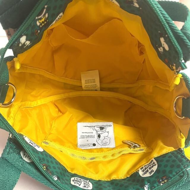 ViLeSportsac X|[gTbN Xk[s SNOOPY 2way V_[obO X[WFj[ 8056