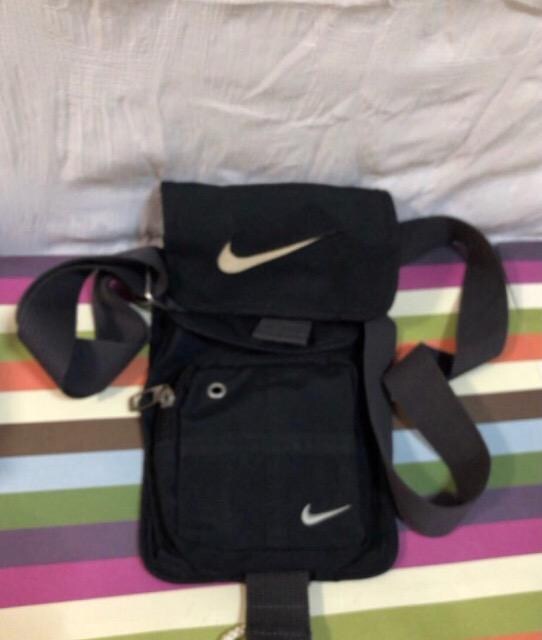~jTCYɔiiCL NIKECztV_[obOubN[zIVfG劈􃆃jZbNXiA䊈i  jt@bV 