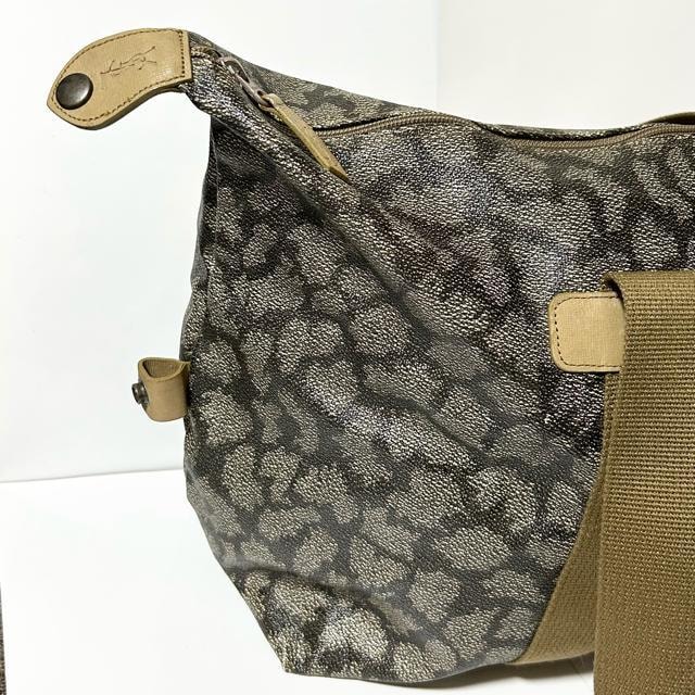 Yves Saint Laurent CT[ Wt {XgobO PVC U[  uh 