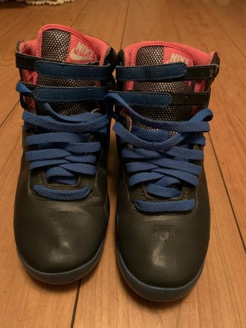 NIKE 23.5   W[/X|[c 