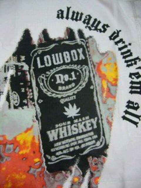 yLOWBOX/[{bNXzaJnuh􃁃YibNfځECXL[S^Ngbv  jt@bV 
