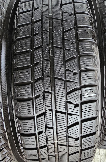 WEDS EFbY VELVA 15C` 5.5J+42 100 4HX^bh^C4{Zbg175/65R15 ANA Bb  /oCN